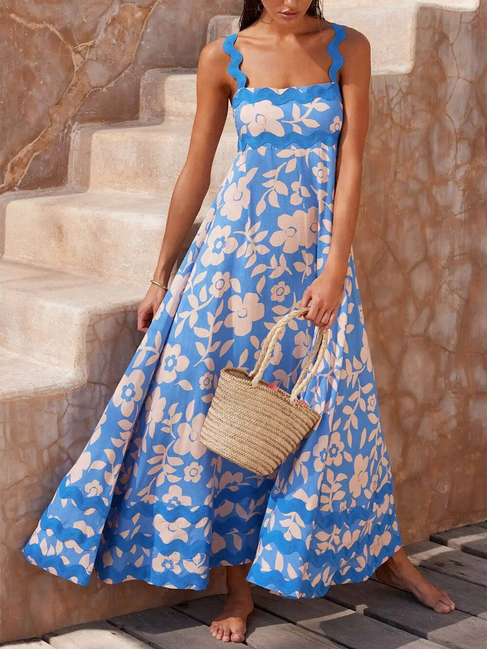 Maxikleid mit Muschelträgern und quadratischem Ausschnitt mit Muster