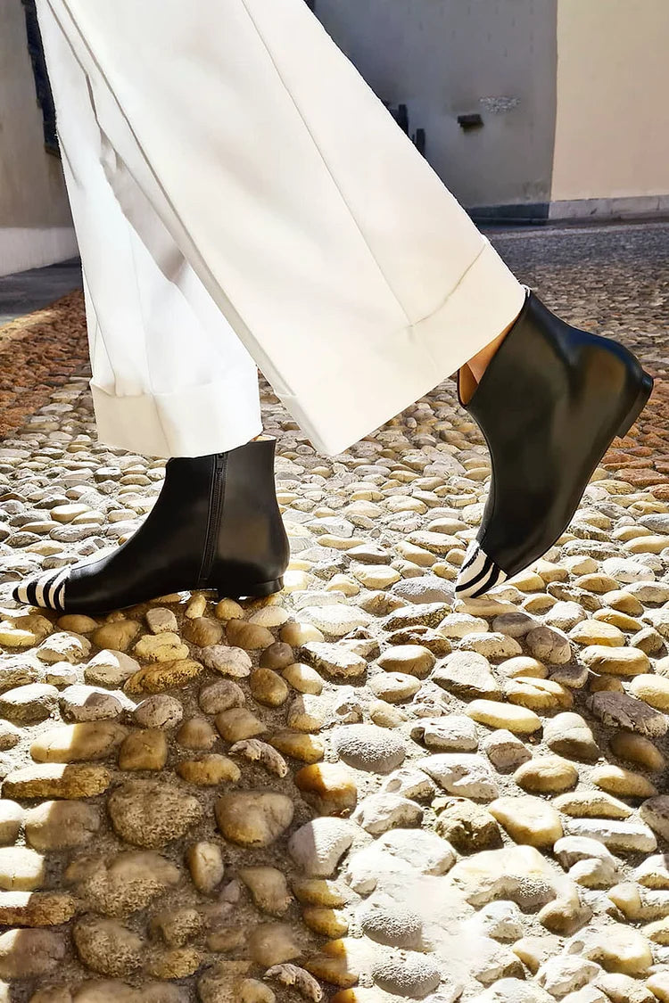Striped Stitching Pointed Toe Flat Zipper Ankle Boots
