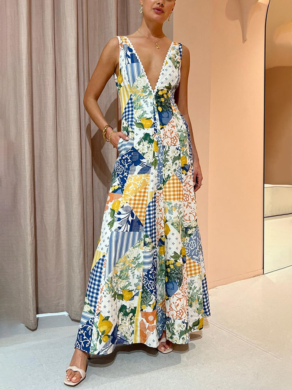 Sleeveless Patchwork Print V-Neck Maxi Dress