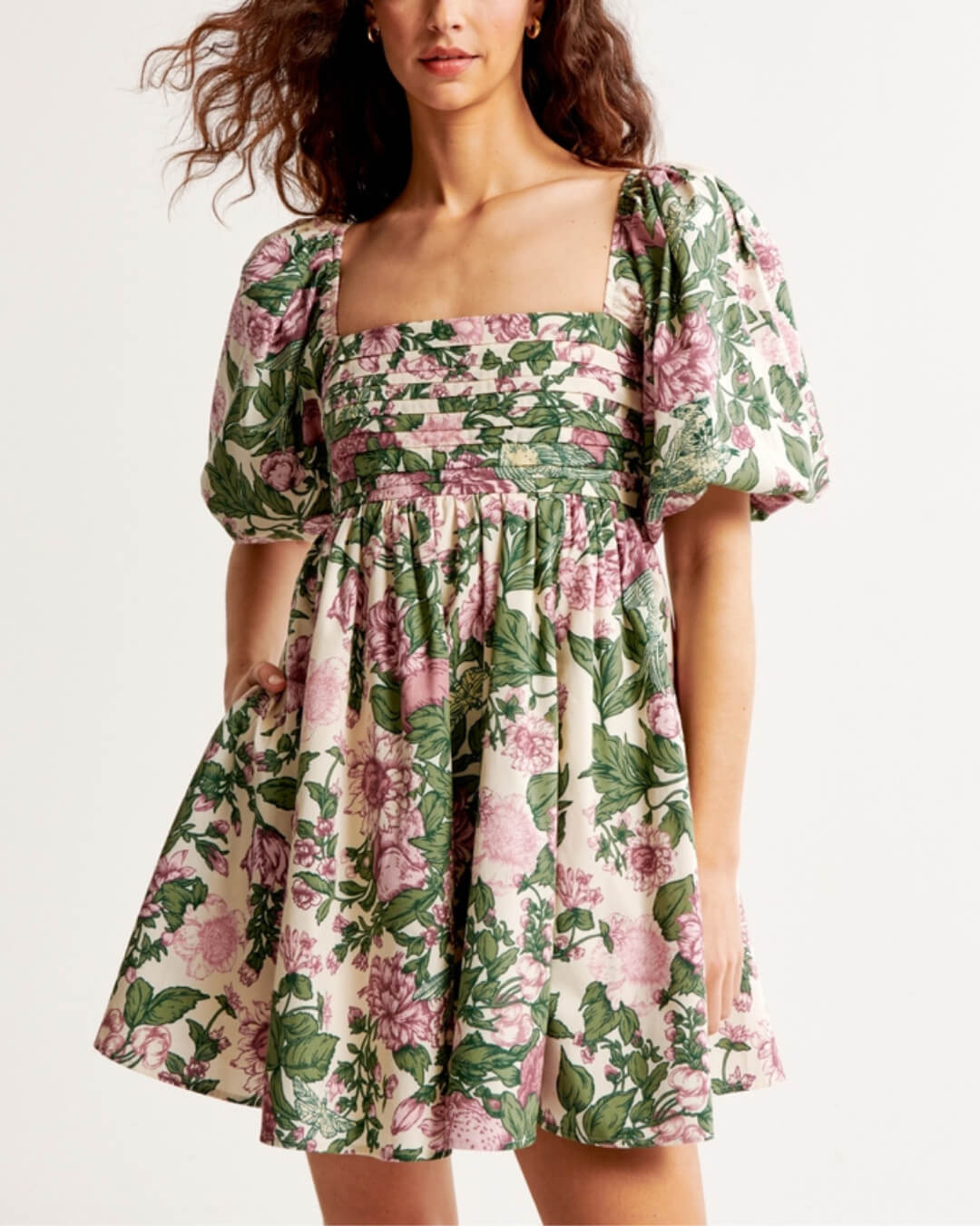 Mini-Kleid mit Puffärmeln und Blumenmuster und hoher Taille