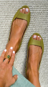 Pea Green