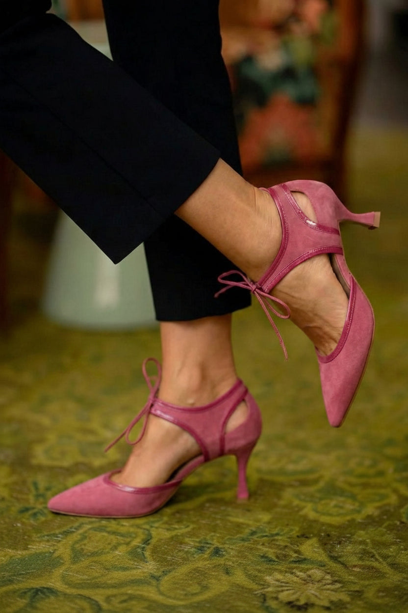 Faux Suede Two-Tone Pointed Toe Bow Tie Kitten Heels