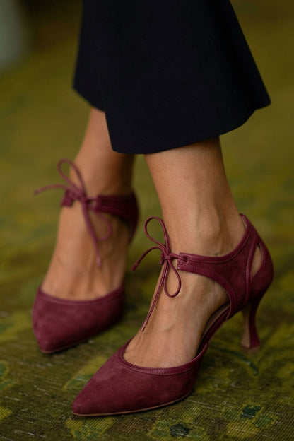 Faux Suede Two-Tone Pointed Toe Bow Tie Kitten Heels