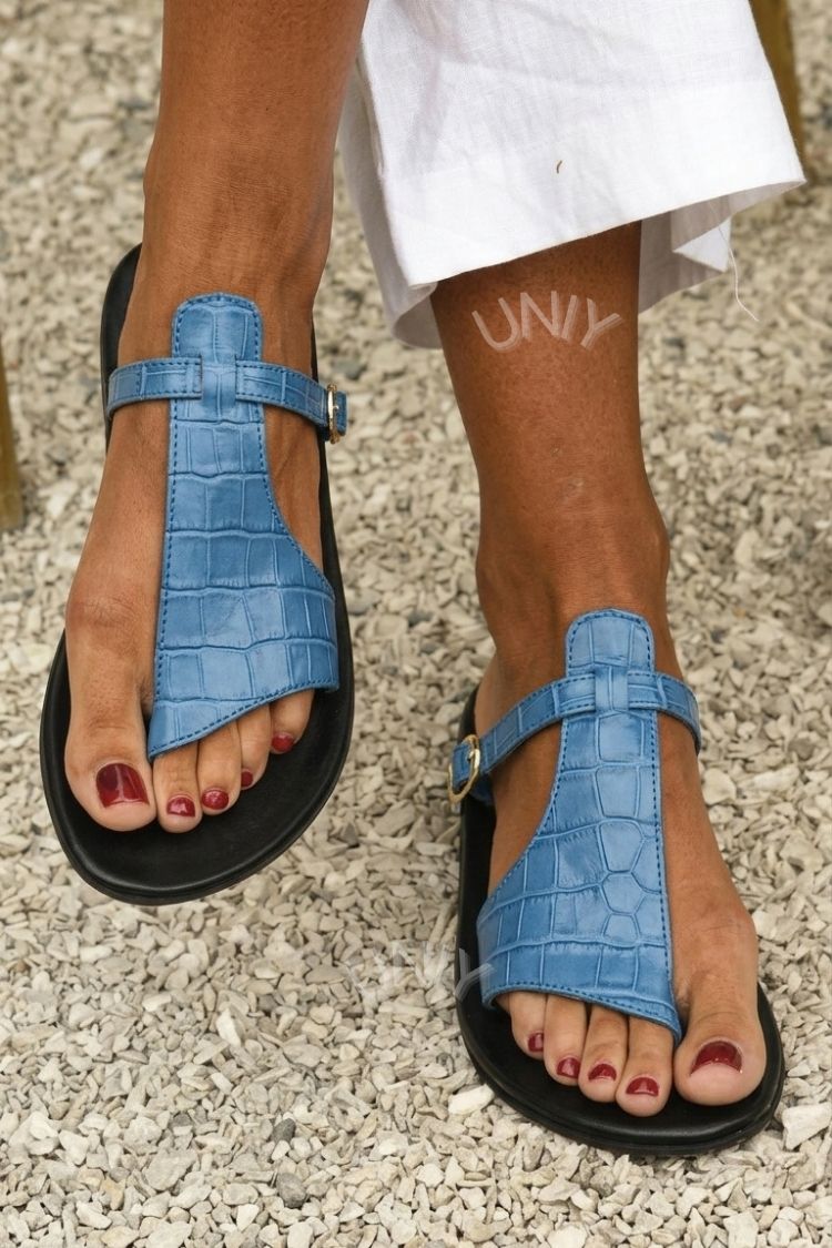 Crocodile Embossed T-Strap Buckle Flat Sandals