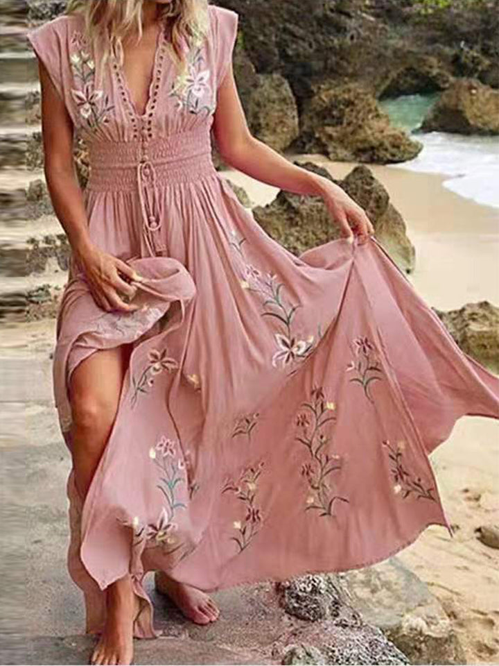 Vestido Maxi com Decote em V, Bordado e Cintura Franzida