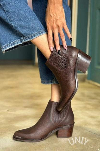 Pebbled Leather Elastic Side Chunky Heel Ankle Boots [Pre Order]