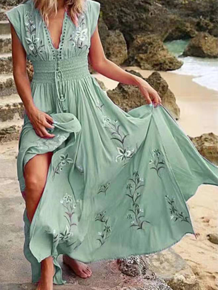 Vestido Maxi com Decote em V, Bordado e Cintura Franzida