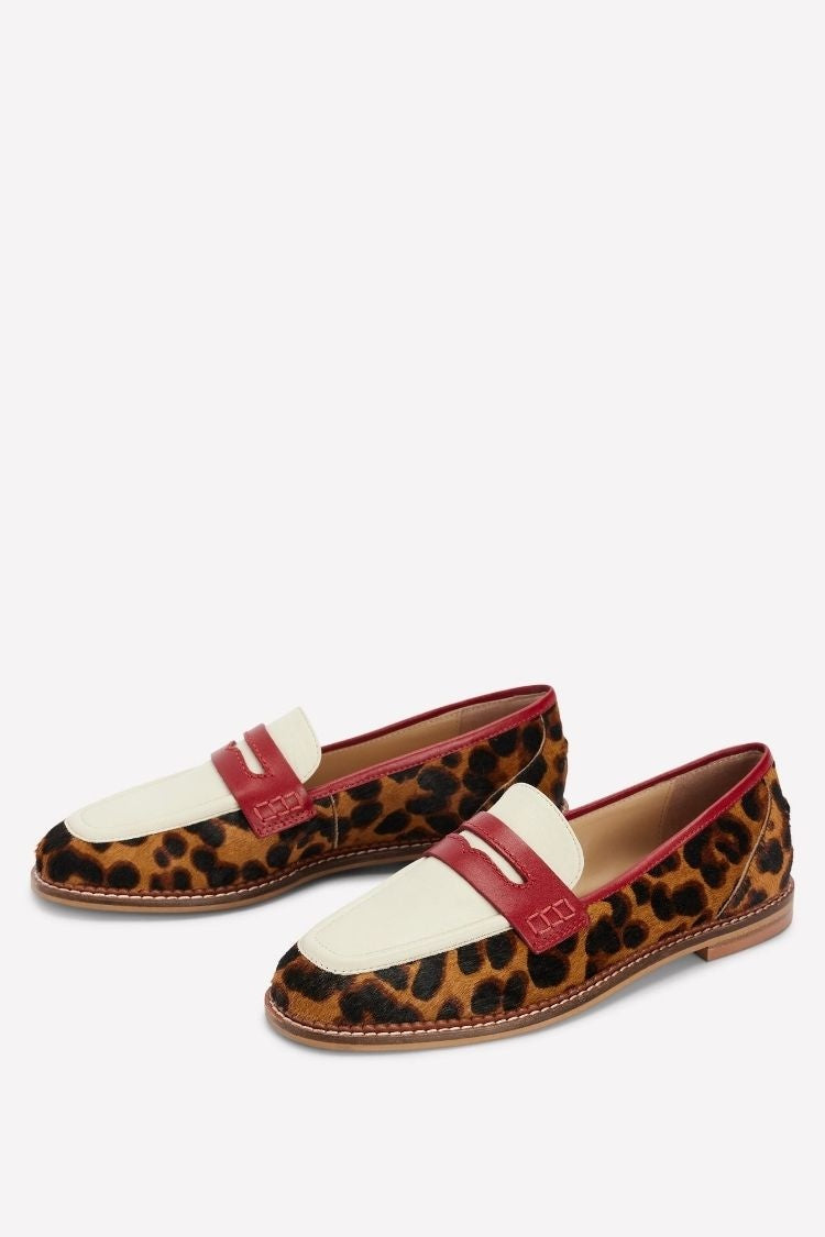 Leather Strap Pointed Toe Loafers [Pre Order]