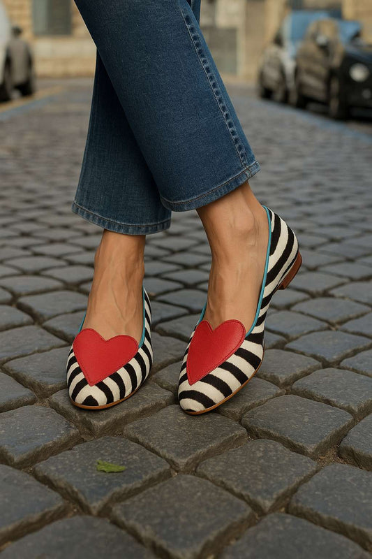 Stylish Zebra Print Red Heart Accent Pointed Toe Casual Flats [Pre Order]